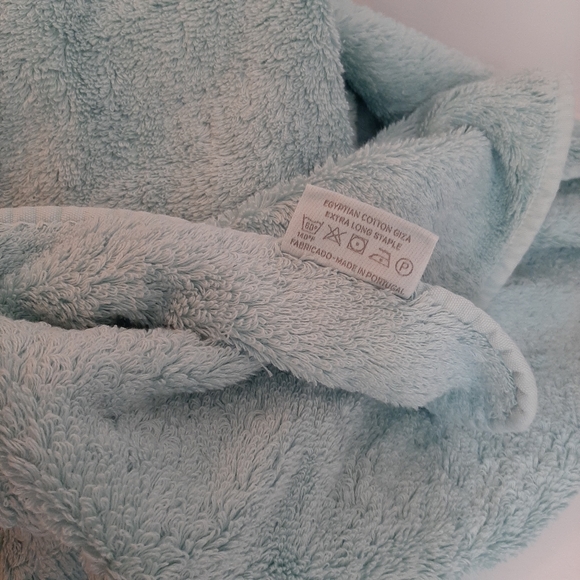 Abyss and Habidecor Super Line Bath Towel 28" x 54" Ice Blue - Picture 8 of 13